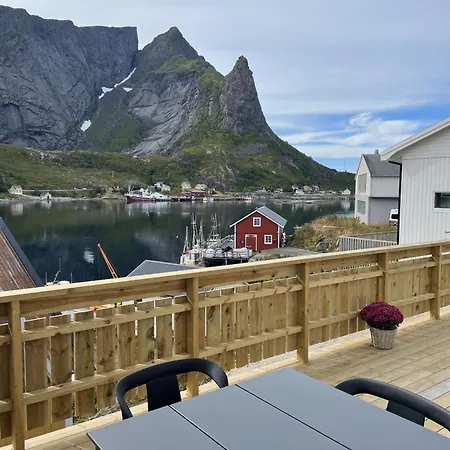 Drenghaugen - House With Fabulous Sea And Mountain View