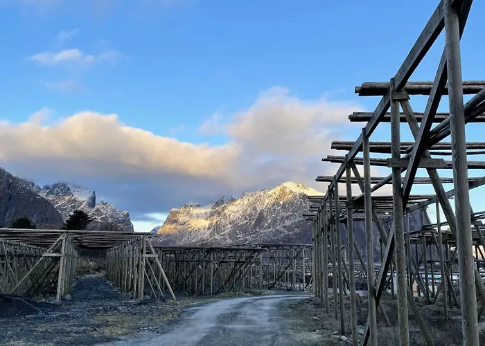 Drenghaugen - House With Fabulous Sea And Mountain View Reine