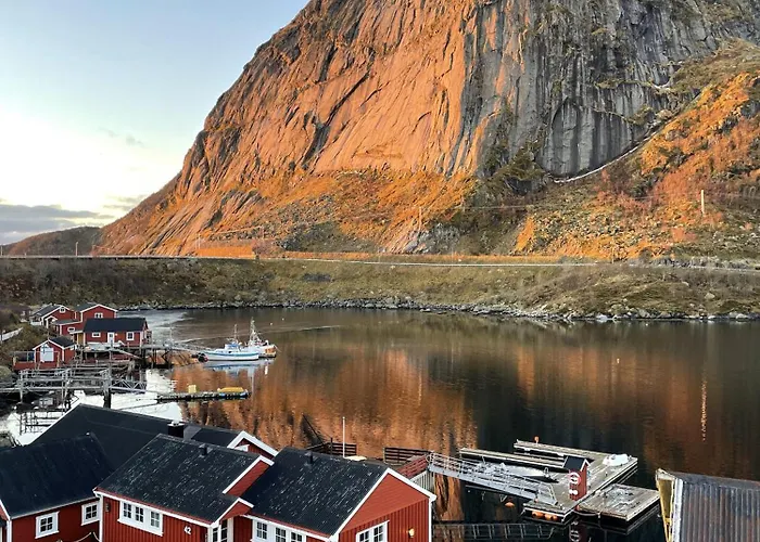 Feriehus Drenghaugen - House With Fabulous Sea And Mountain View *