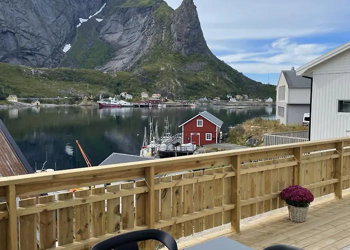Drenghaugen - House With Fabulous Sea And Mountain View